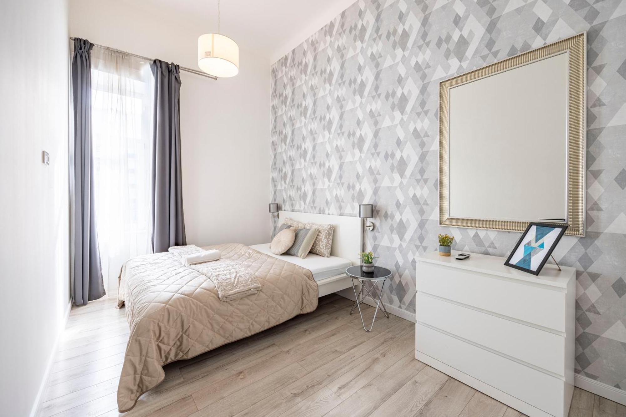 Deluxe Central Grand Residence W/ 5 Bedrms Budapest Bagian luar foto