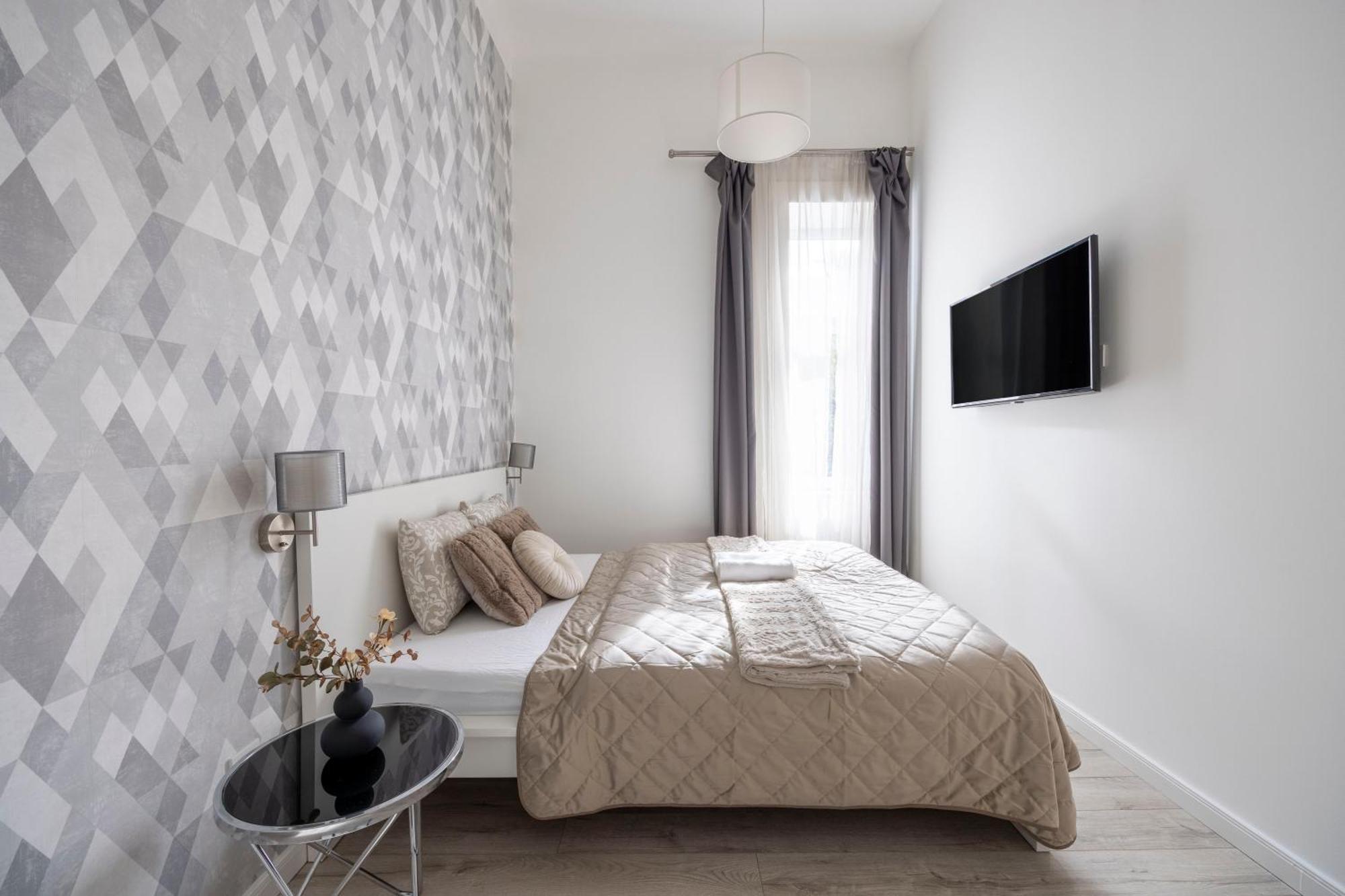 Deluxe Central Grand Residence W/ 5 Bedrms Budapest Bagian luar foto
